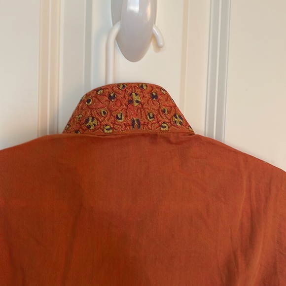 Junaid jamshed (JJ) 4YO boy Kameez with embroidery on the collar. - Picture 8 of 8